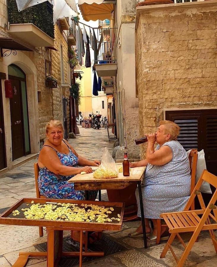Fra Sole E Stelle Apartamento Bari Exterior foto